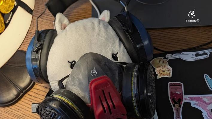 The "Earplug Fallacy" - Why your Open Space is failing Neurodivergent Talent (and how to fix it).